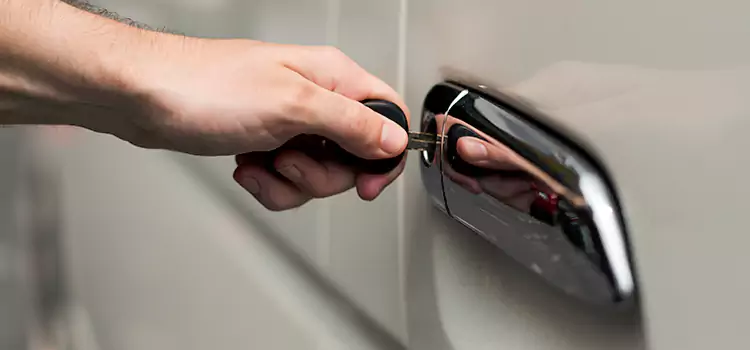 Why Choose Our Auto Locksmith Team in Glendale, AZ?