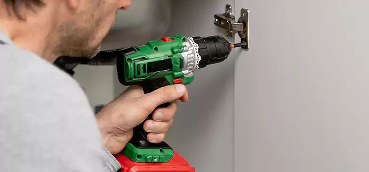 Commercial Door Hinge Repair Glendale