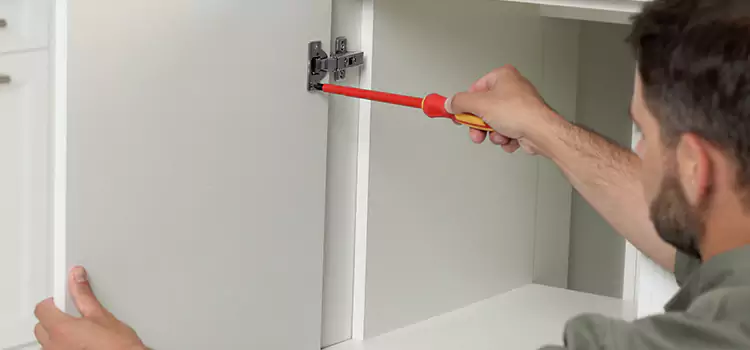 Screen Door Hinge Repair Glendale