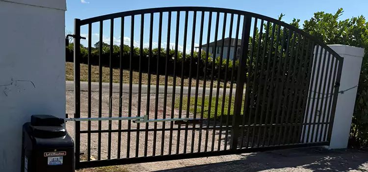 Driveway Fence Repair Glendale
