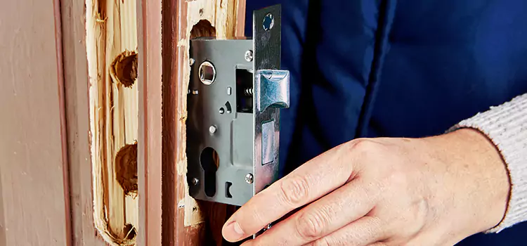 Garage Door Lock Replacement Glendale